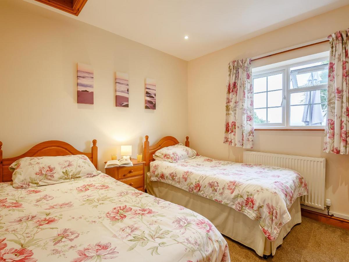 2 Black Horse Cottages Pentraeth ภายนอก รูปภาพ
