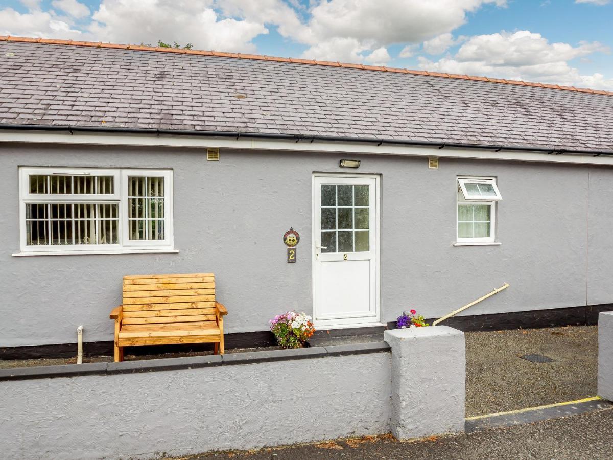 2 Black Horse Cottages Pentraeth ภายนอก รูปภาพ